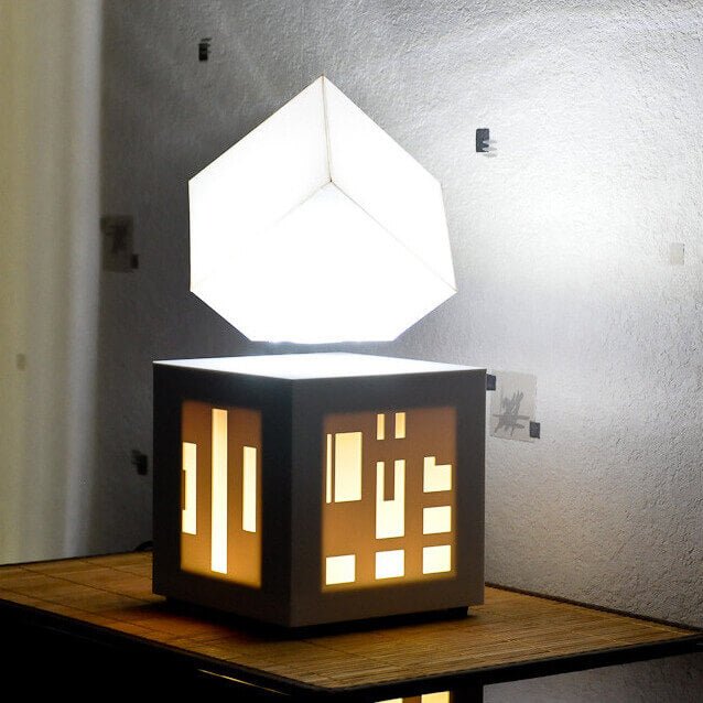 Lampe Lévitation Cube enceinte intégrée