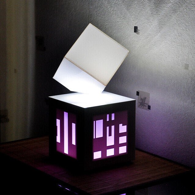 Lampe Lévitation Cube enceinte intégrée