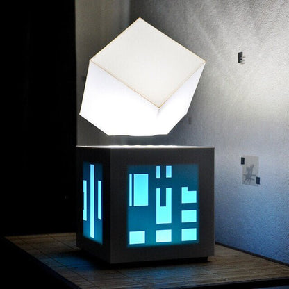 Lampe Lévitation Cube enceinte intégrée